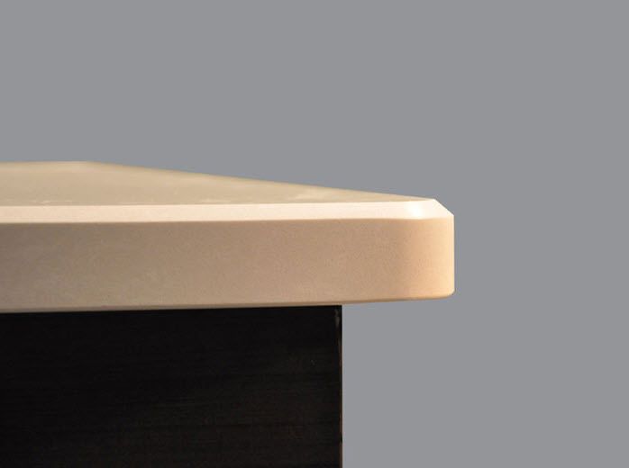 BEVELED EDGE